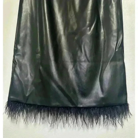 Forcynthia Sleeveless Feather Trim PU Mini Dress‎ size S - Picture 5 of 8